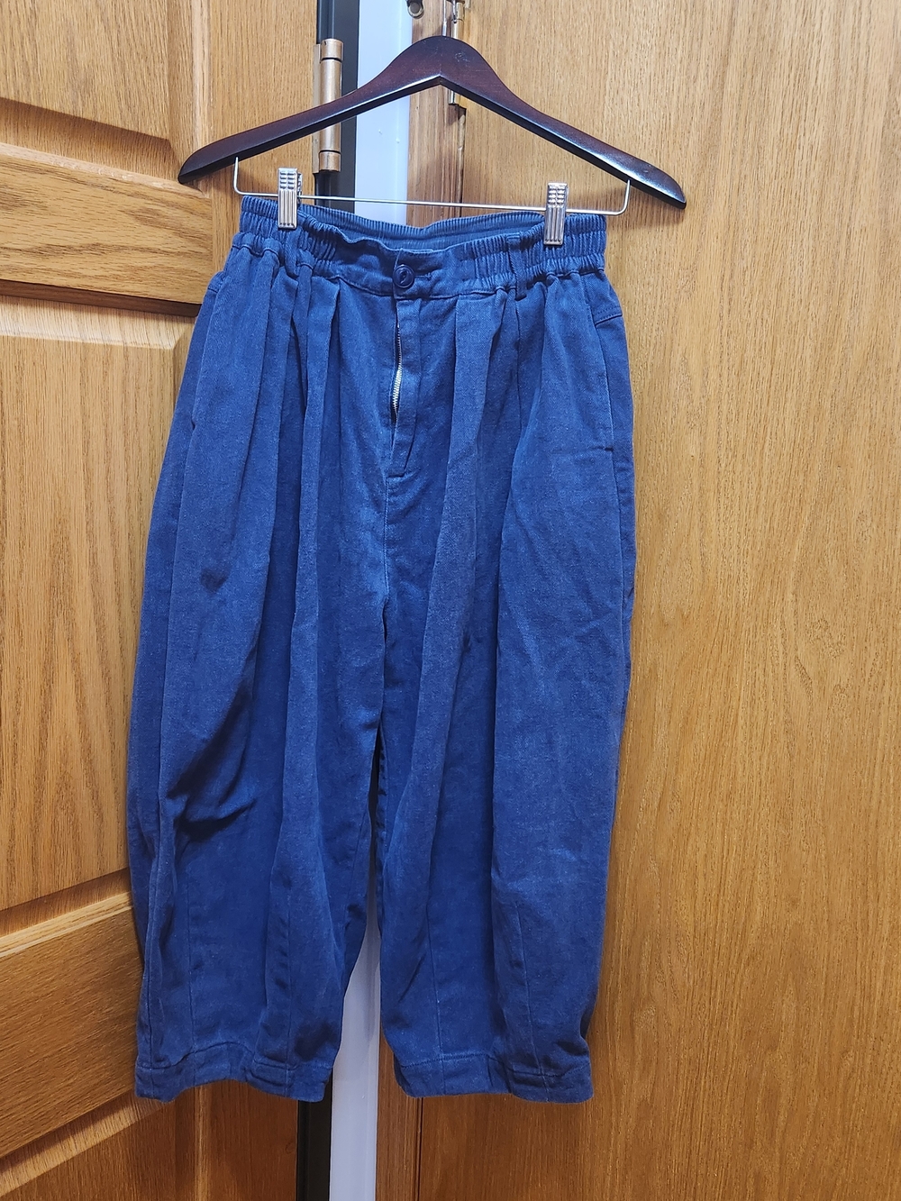 Blue Denim Balloon Pants Capri